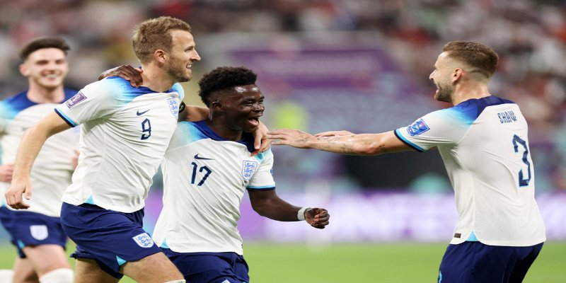 Lấy thêm thông tin từ cộng đồng người chơi